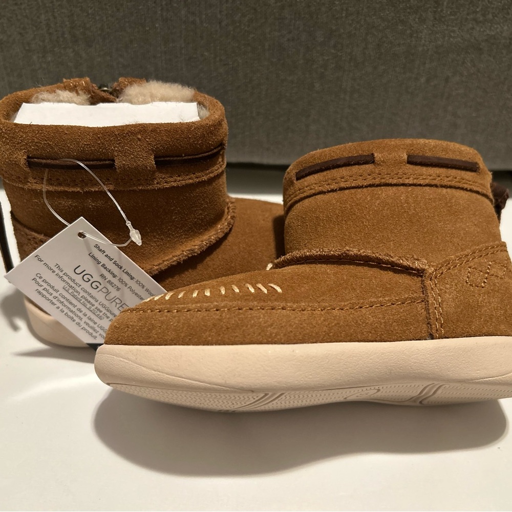 UGG Toddler Cali Moc (Sz 7) - Picture 6 of 6